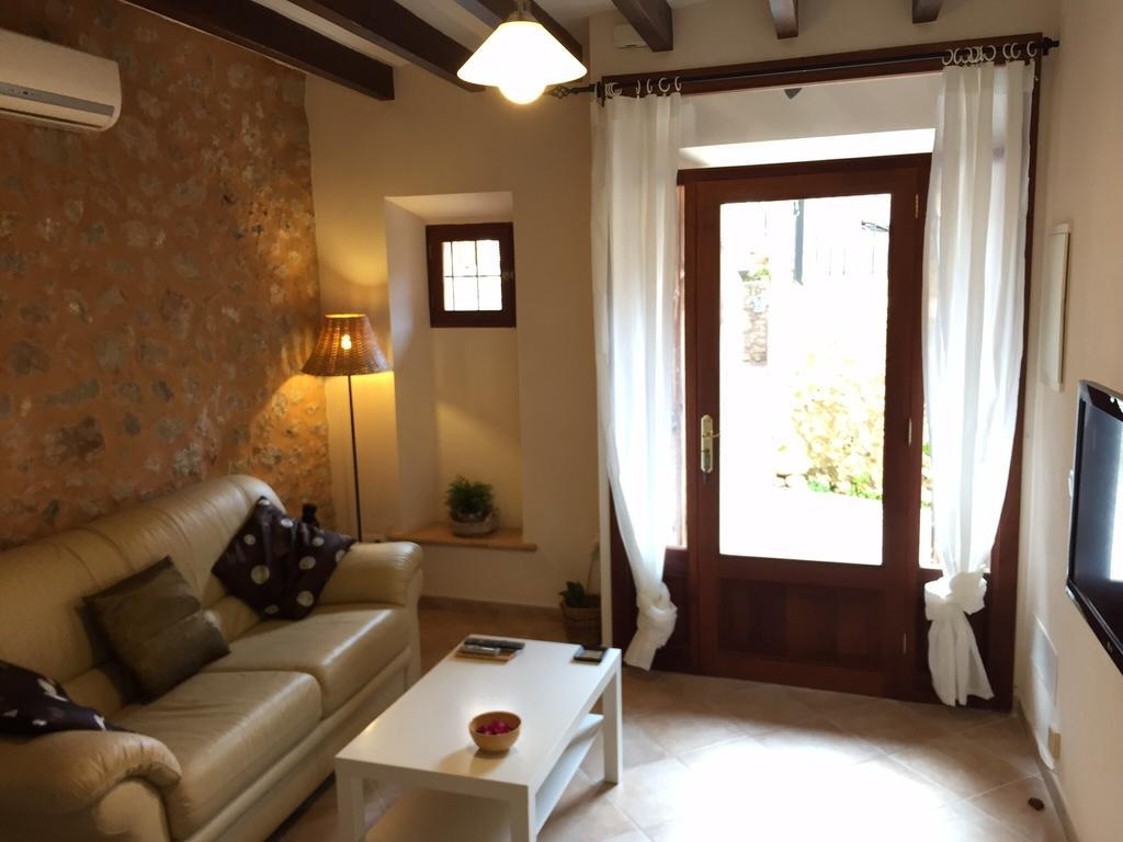 Ca Na Francina Villa Valldemossa  Room photo